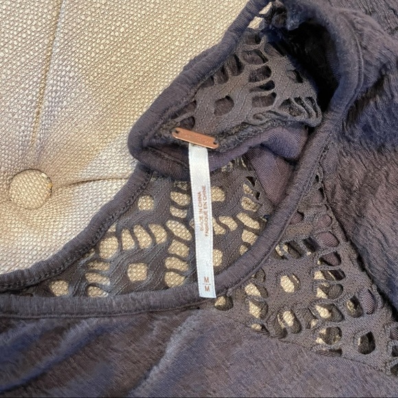 S:  Free People CHARCOAL CROCHET DRESS - Picture 6 of 11